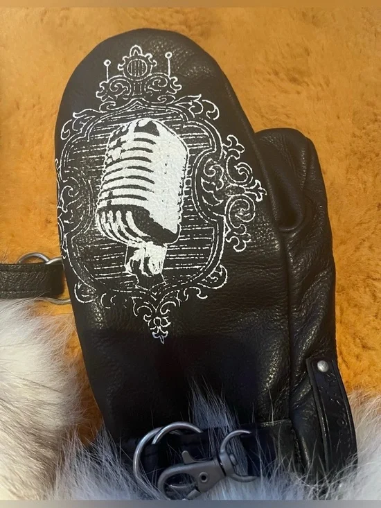 Black Leather Mittens with White Fur Trim and Microphone Print - Picture 4 of 8
